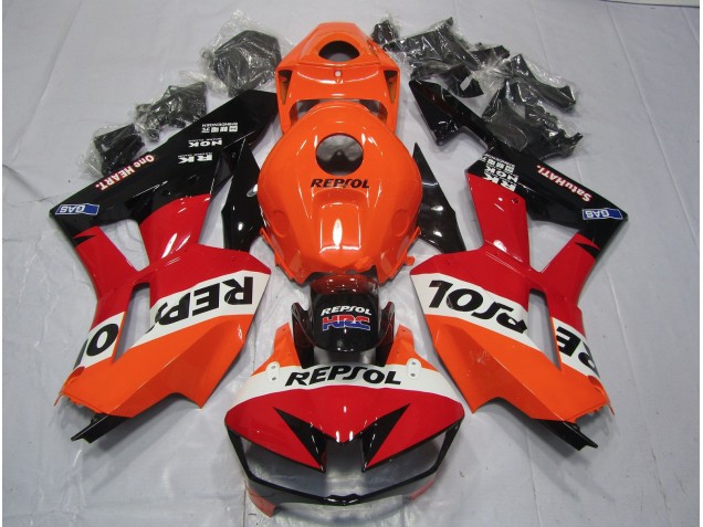 13-23 Klassisch Repsol CBR600RR Verkleidung